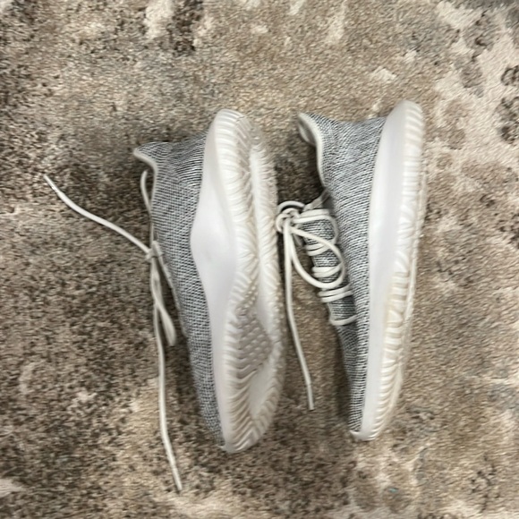 Adidas white/ grey sneakers - Picture 2 of 6